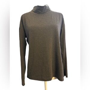 Lululemon Long Sleeve Slit Back Turtleneck Top Charcoal Gray 8